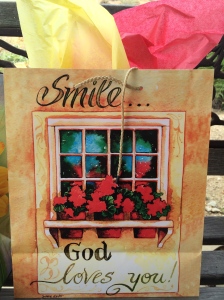 This Gift Bag reminds us to SMILE....because no matter what....God loves YOU!  You're on earth for a purpose...to live life to the full!
